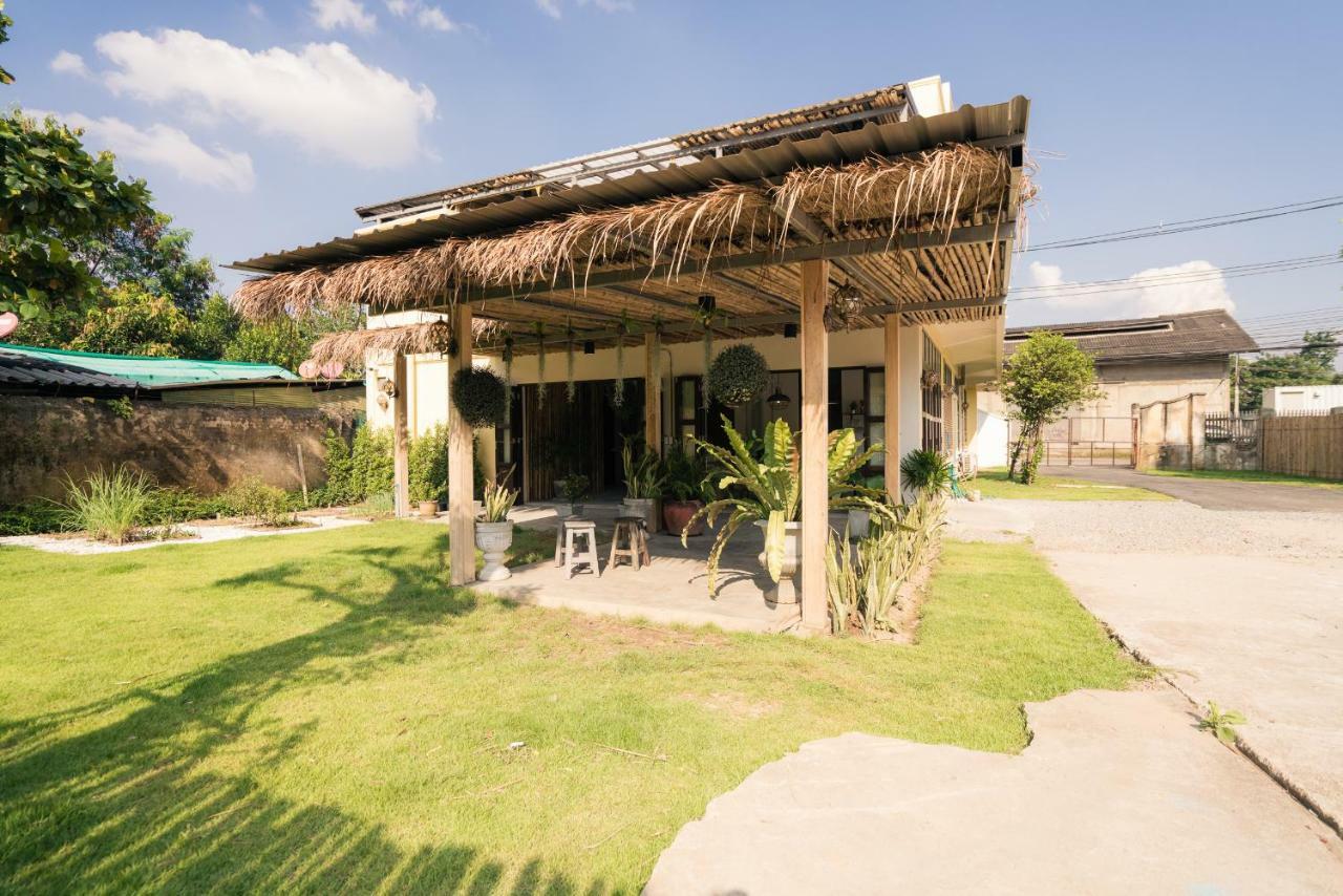 The Oldtale Hotel Chiang Mai Buitenkant foto